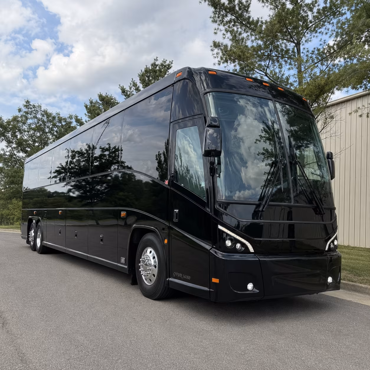 airport shuttle buses to lynchburg hotels conference centers