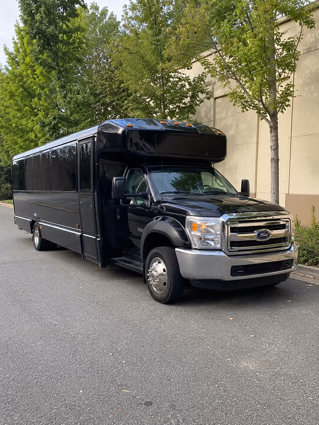 bachelorette party bus wine tours in lynchburg and the surrounding region