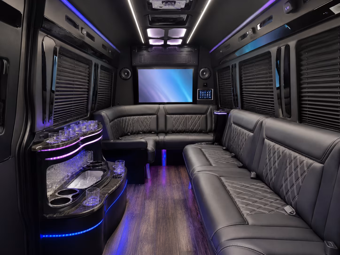 corporate event and conference shuttle buses in lynchburg