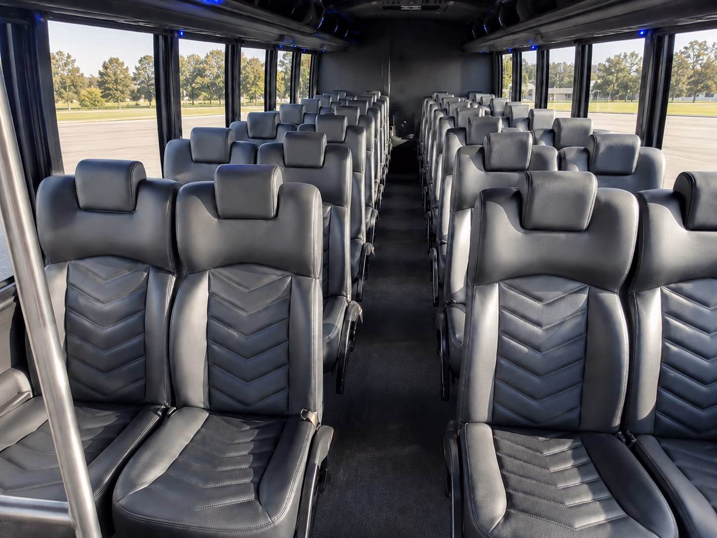 lynchburg 15 passenger minibus inside