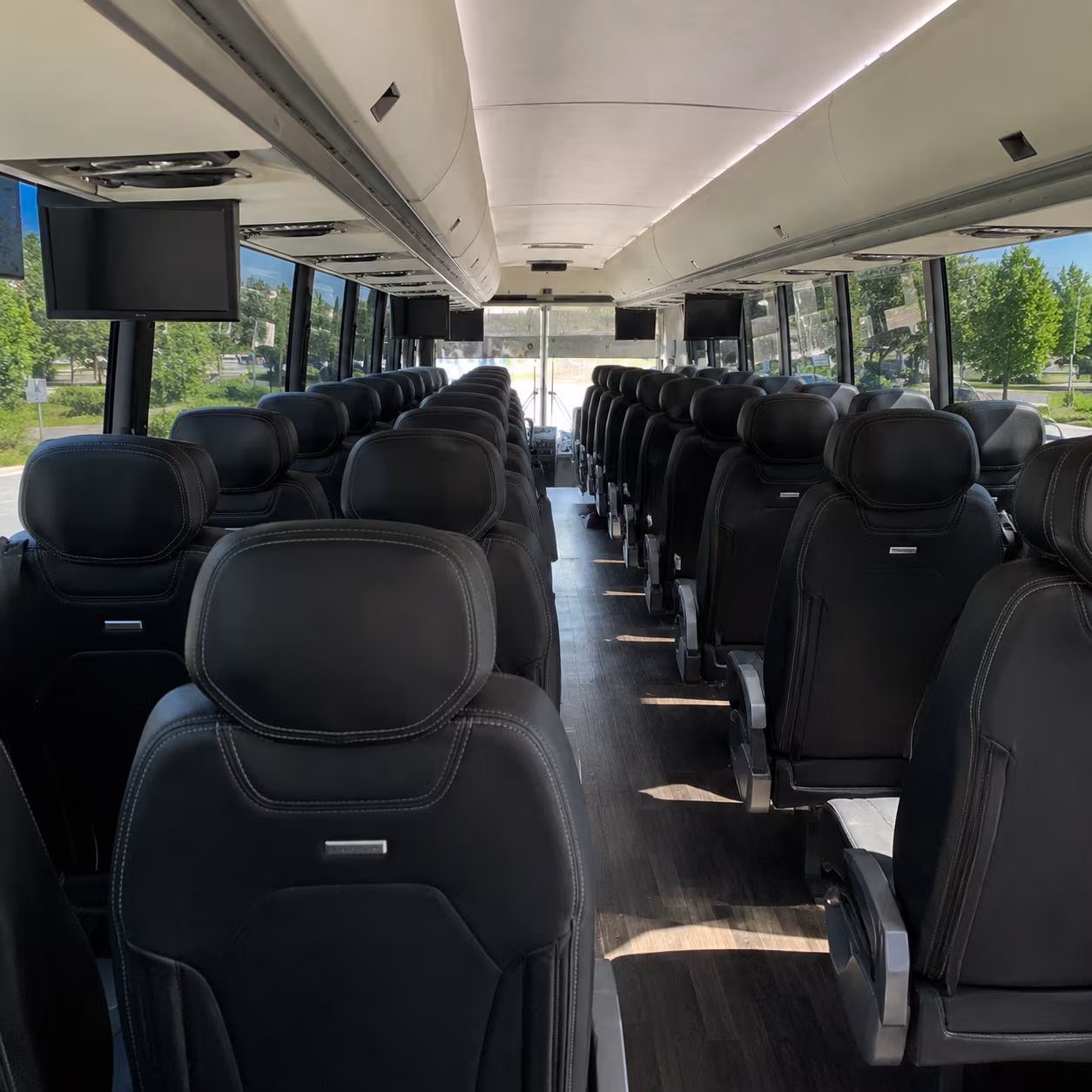 lynchburg charter buses
