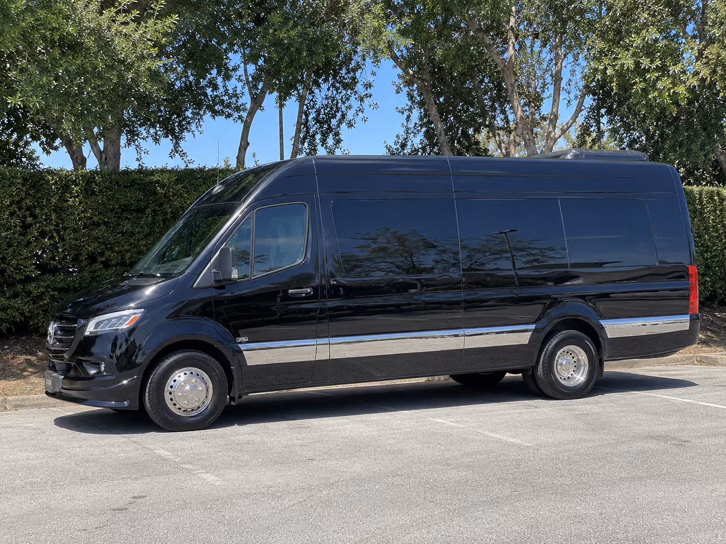 lynchburg sprinter van with driver