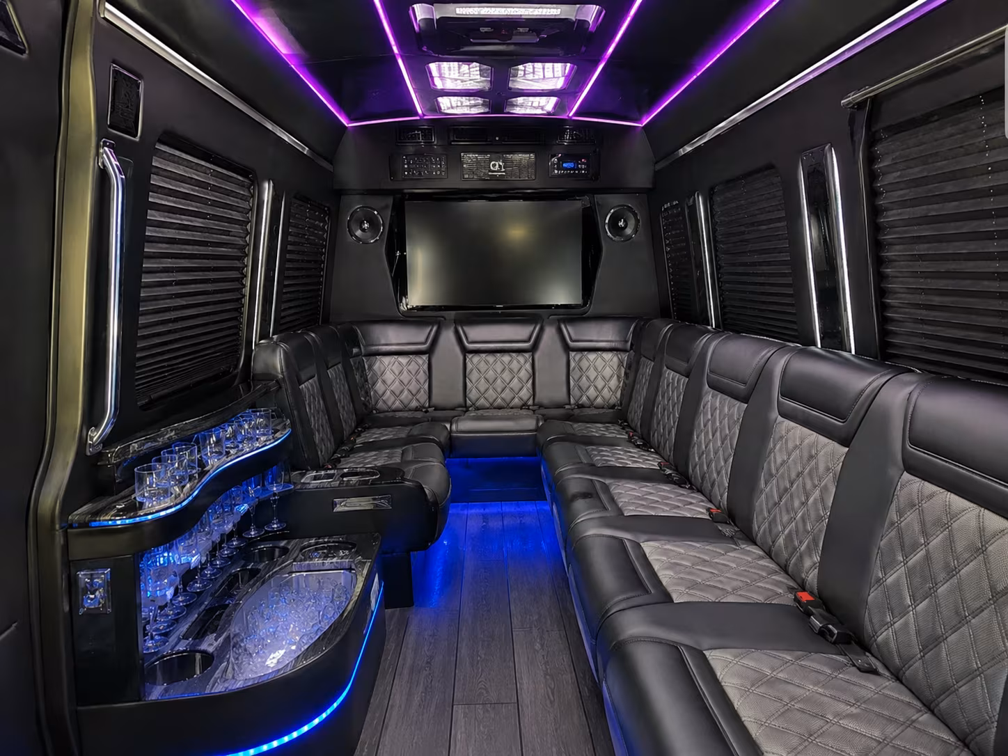 overnight bus trips from lynchburg to nashville atlanta and beyond