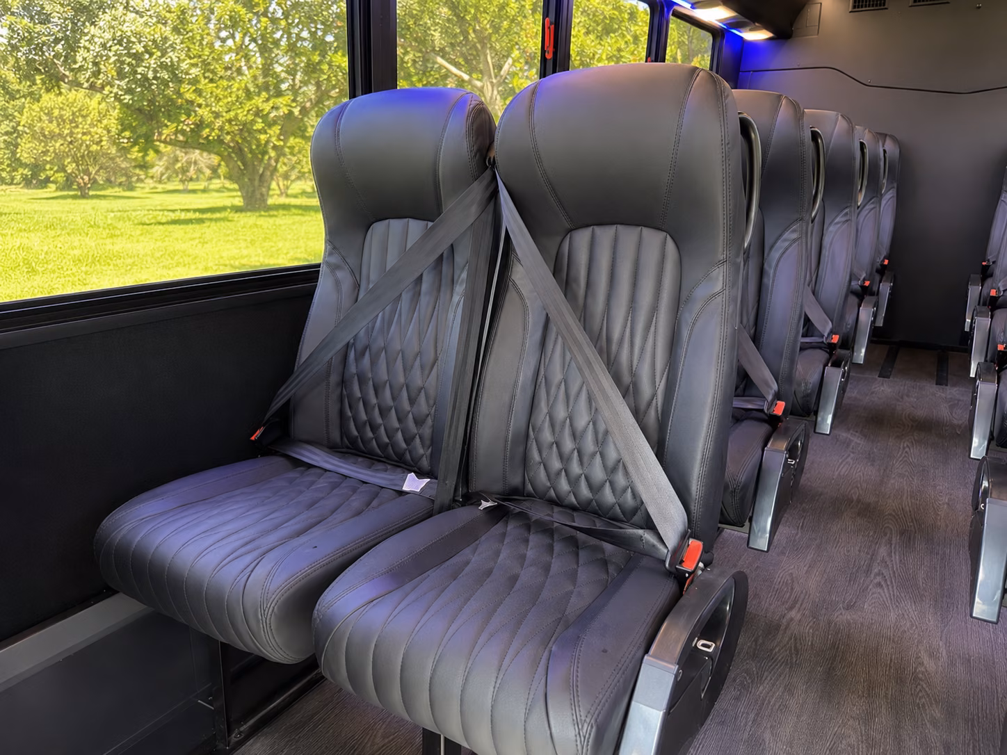 shuttle buses for lynchburg wedding guests between hotels and venues
