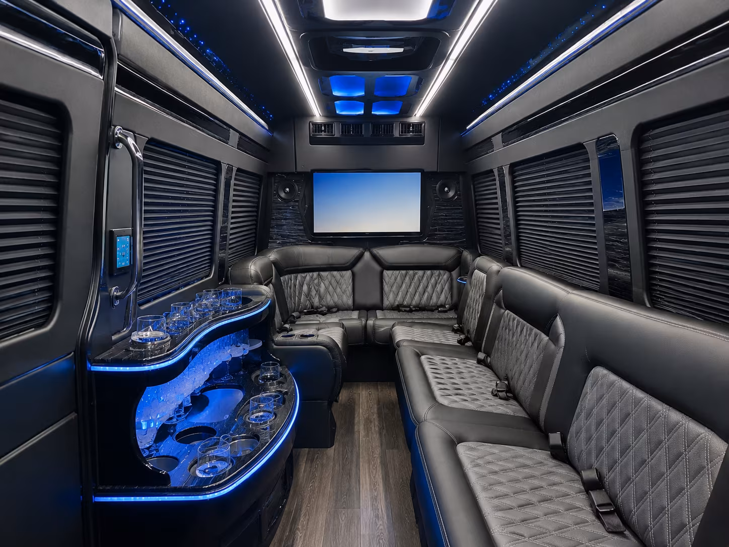 shuttle buses to roanoke and charlottesville concert venues from lynchburg